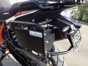 Defender EVO Tool box (KTM Super Adventure to 2020)