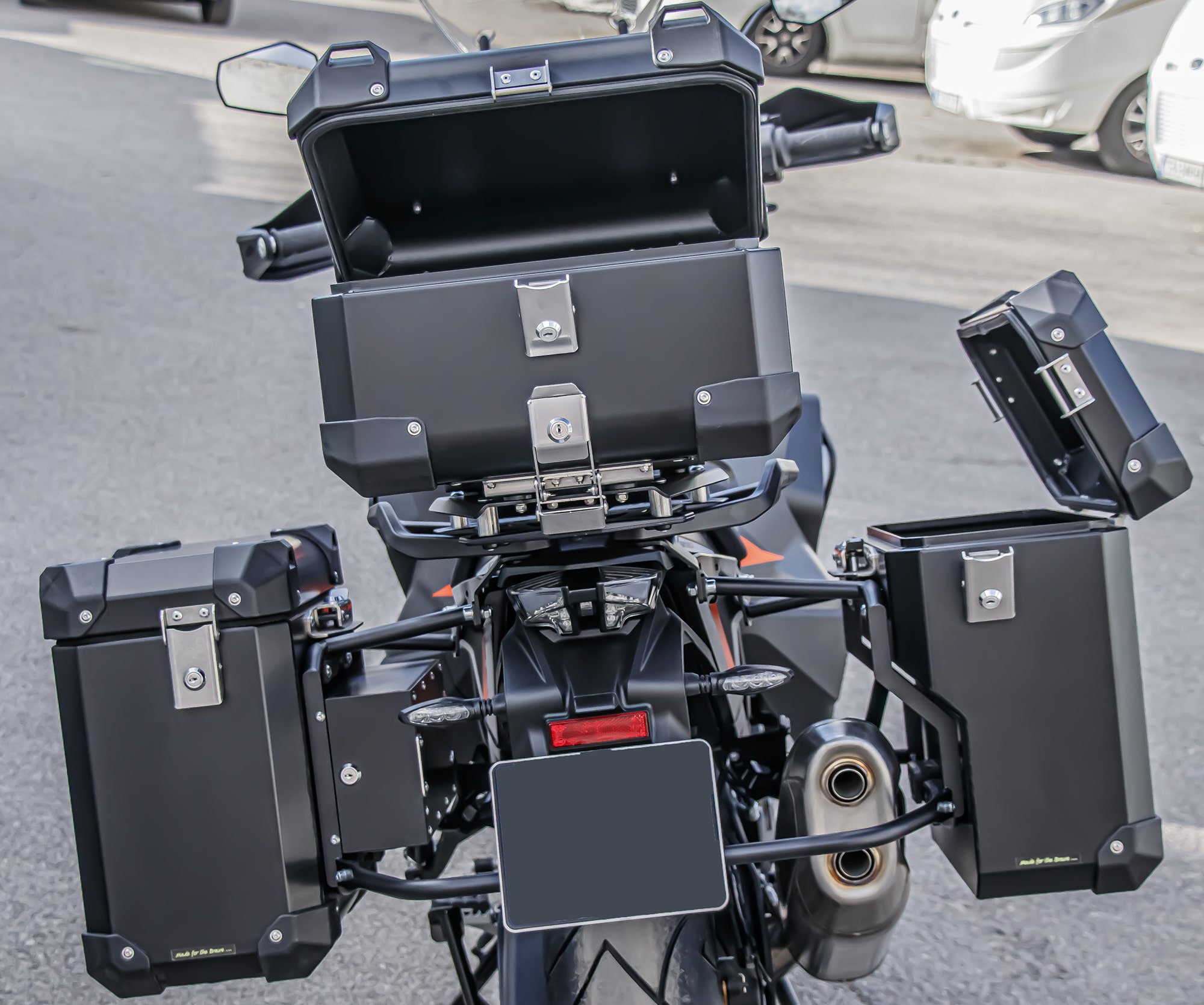 Defender EVO panniers system - Image 4
