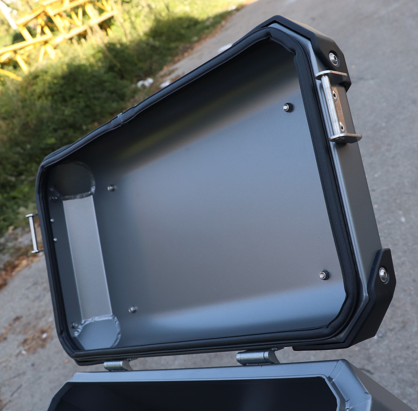 Defender EVO panniers system - Image 8