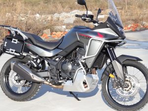 BUMOT PANNIER FRAMES AND TOOLBOX/XTREMADA PANNIERS 35L Honda XL750 Transalp