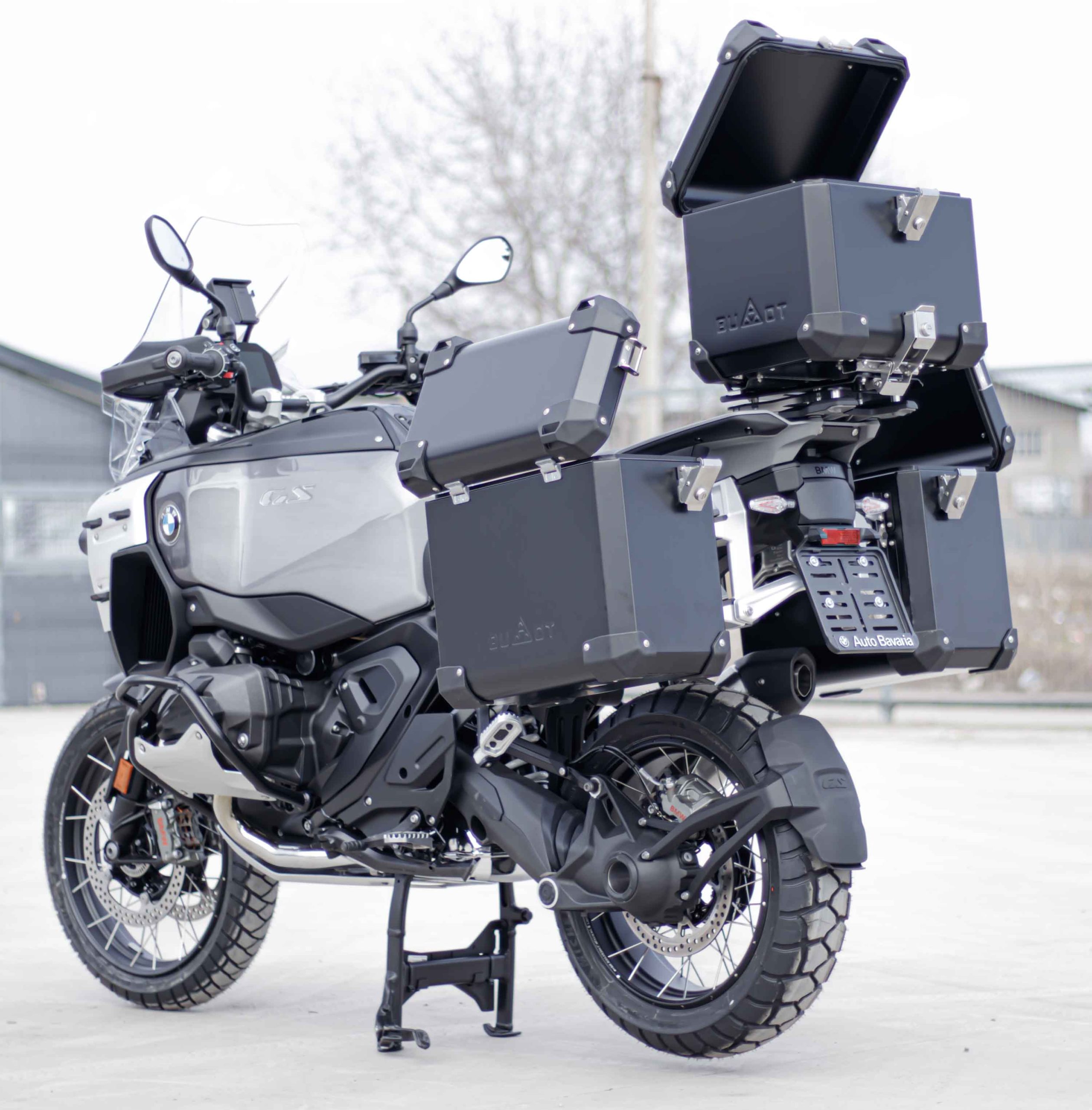 Defender EVO panniers with OEM Frames R1300GSA - Image 5