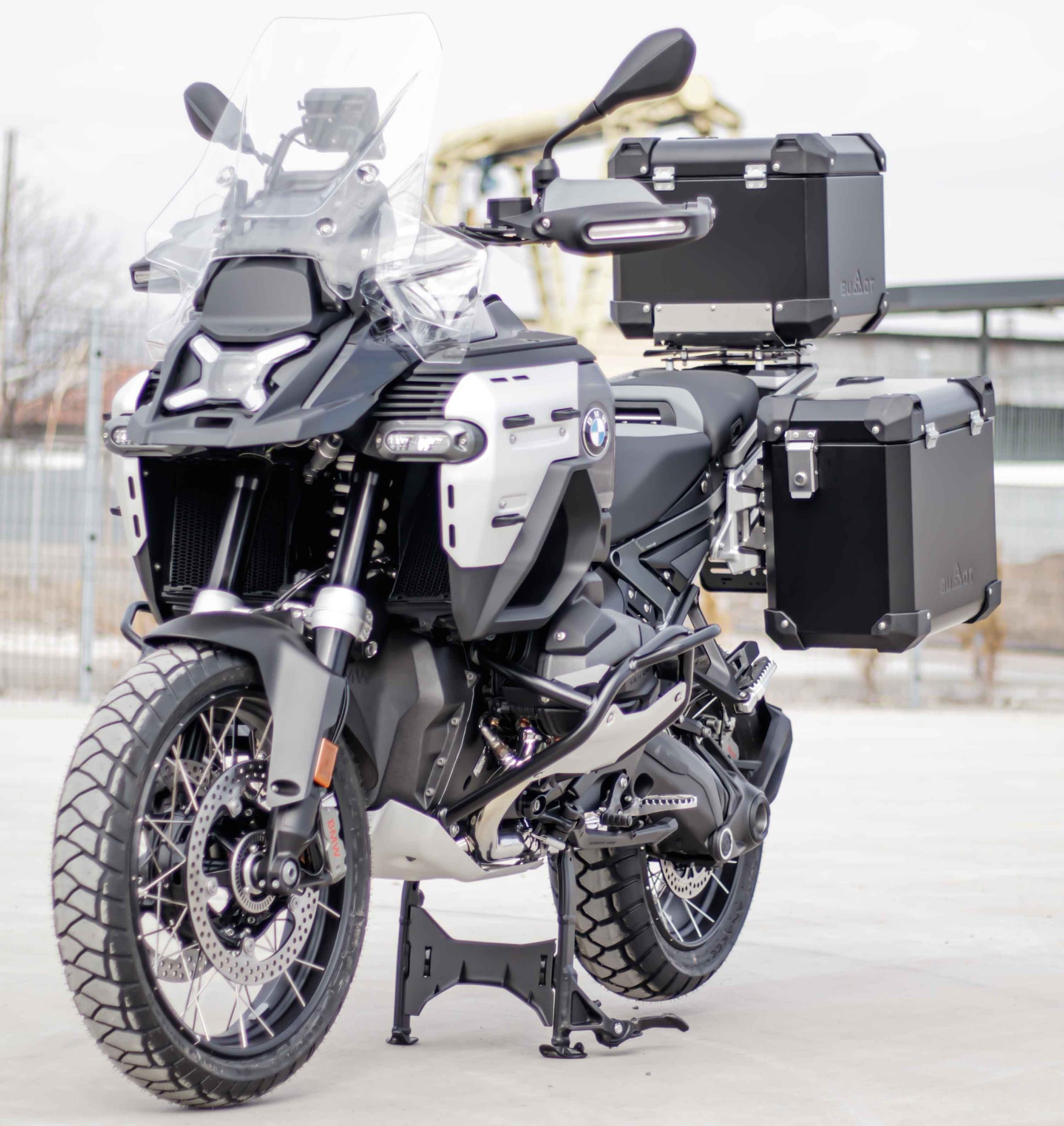 Defender EVO panniers with OEM Frames R1300GSA - Image 6