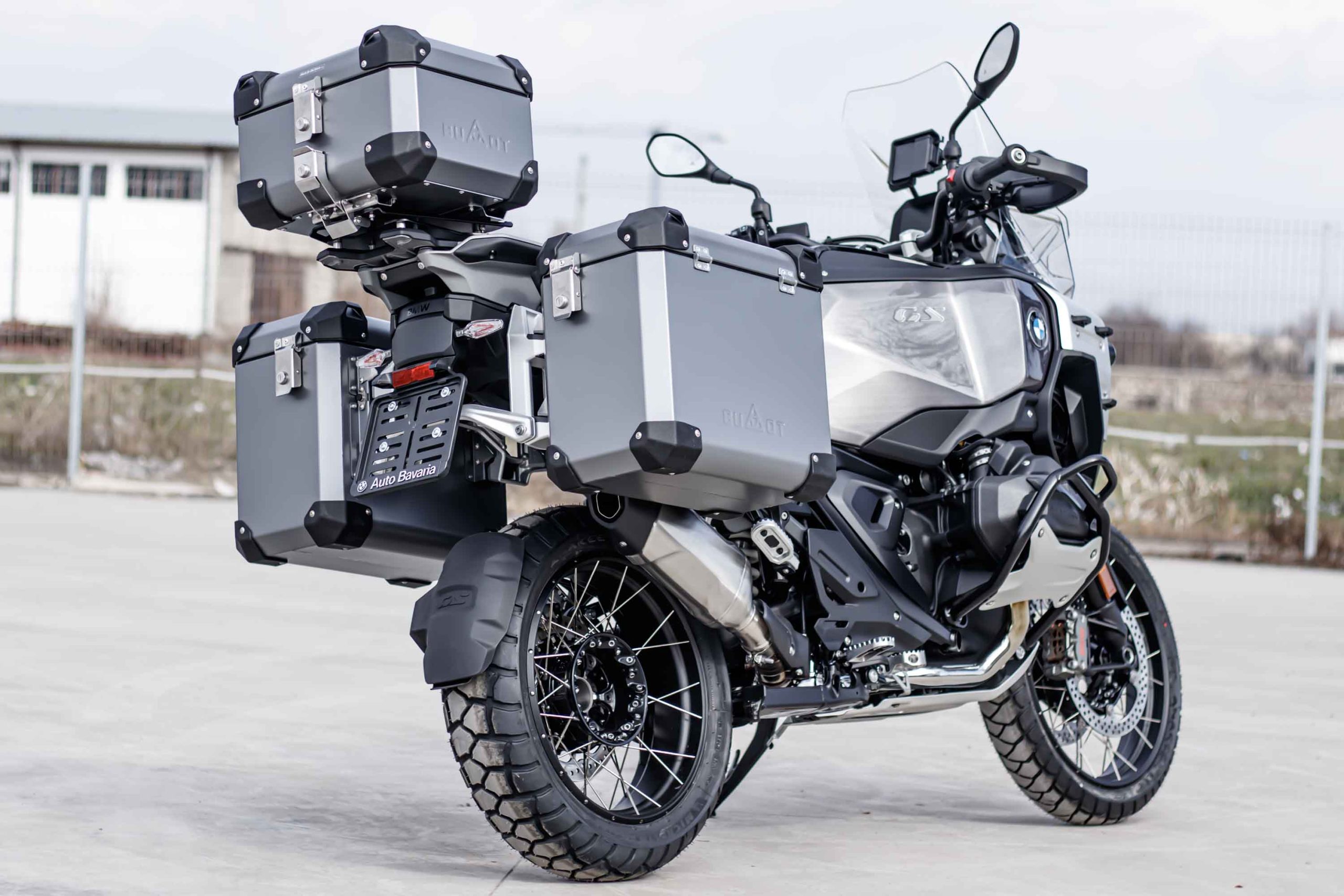Defender EVO panniers with OEM Frames R1300GSA - Image 9