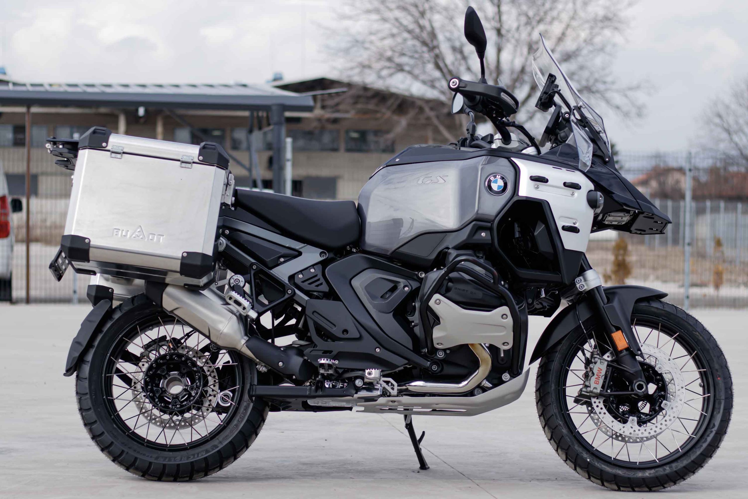 Defender EVO panniers with OEM Frames R1300GSA - Image 10