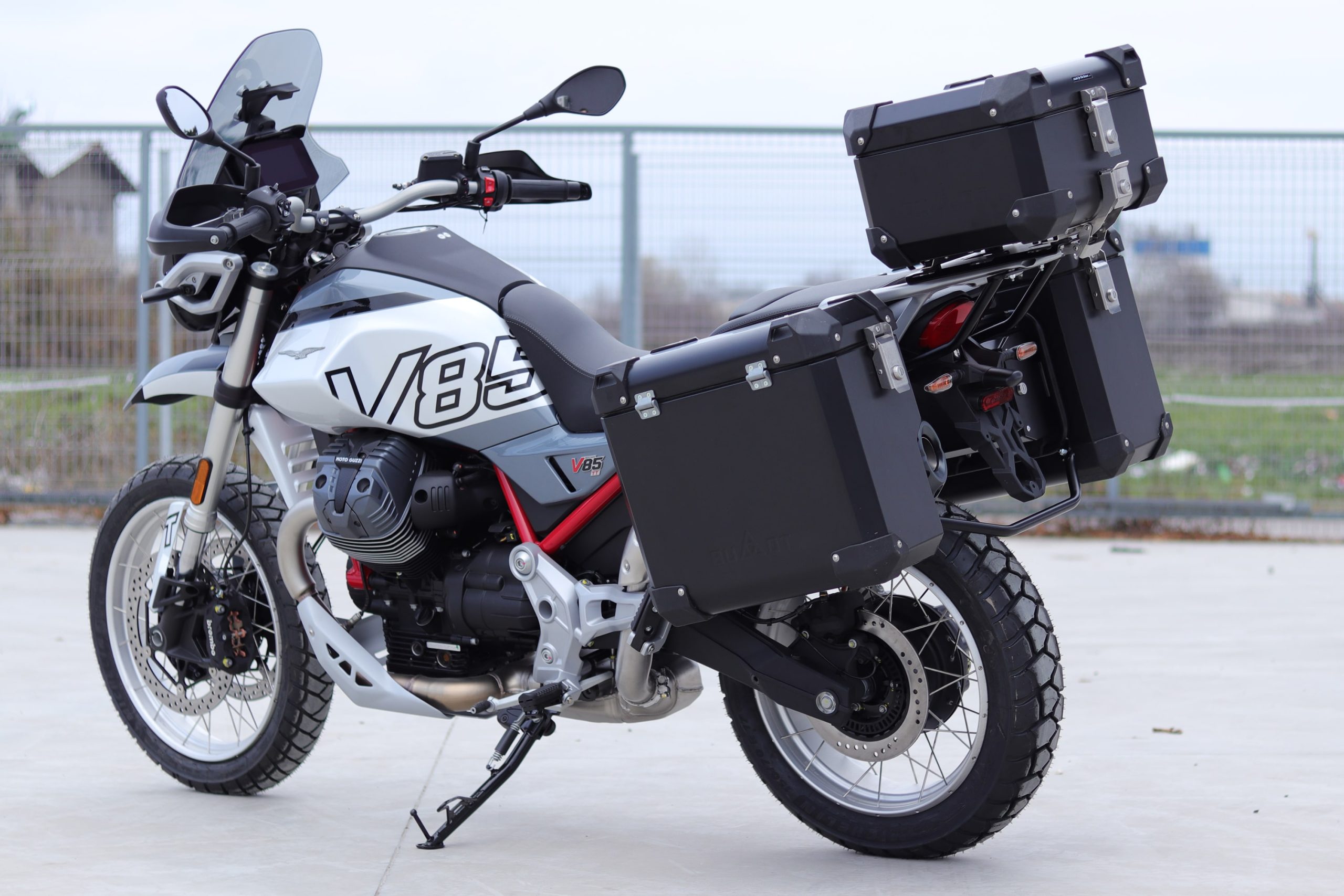 Defender EVO panniers system V85TT 2024 on - Image 5