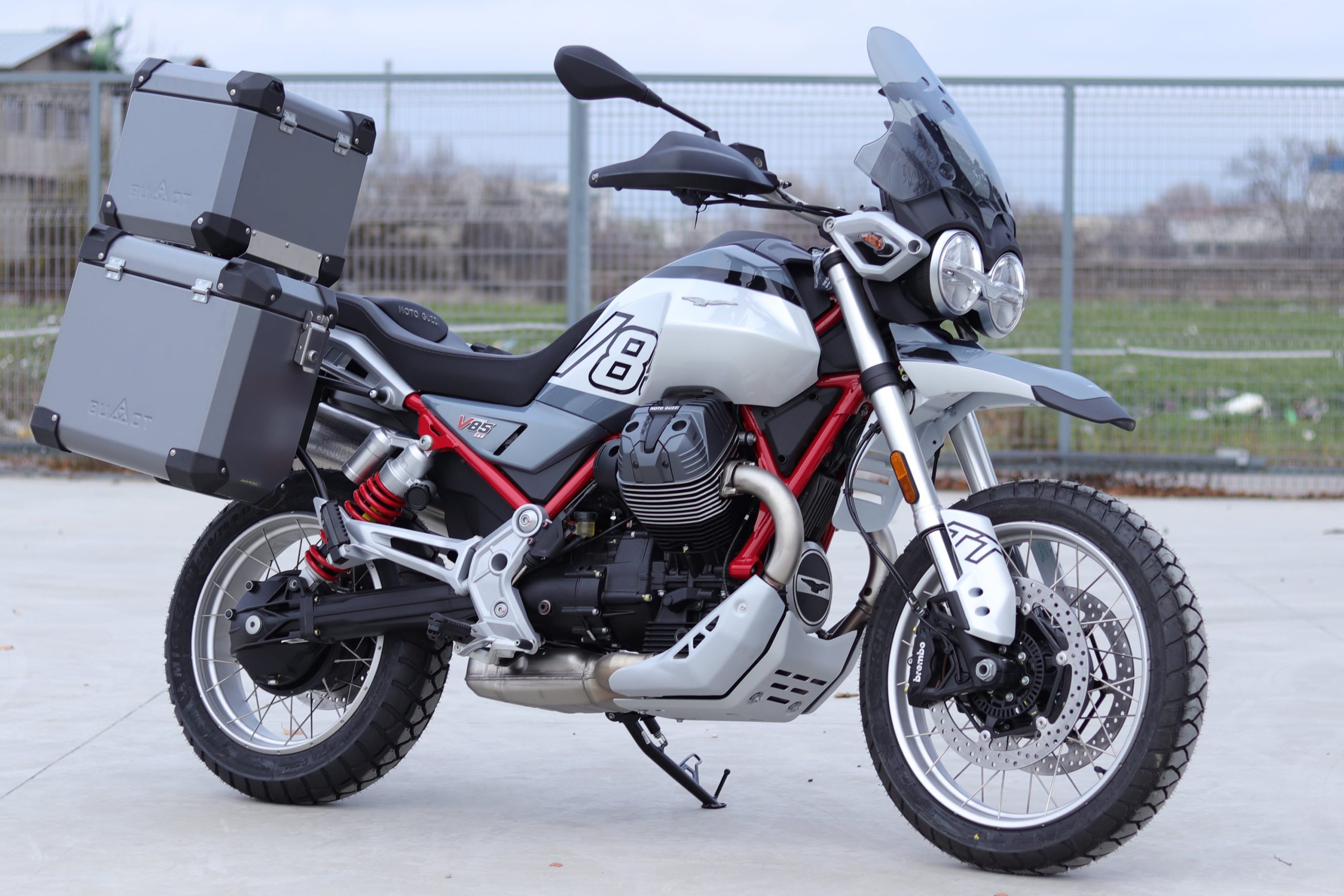 Defender EVO panniers system V85TT 2024 on - Image 16